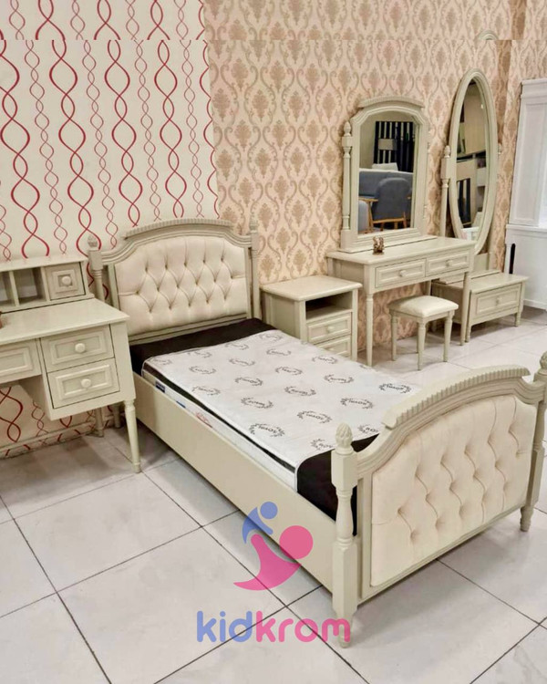 سرویس نوجوان مدل رومانتیک